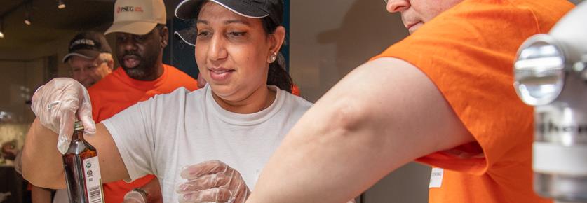 PSEGLI employees holding sign
