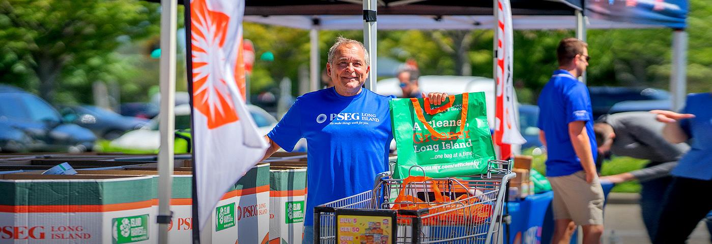 PSEG Long Island volunteer - Power to Feed Long Island