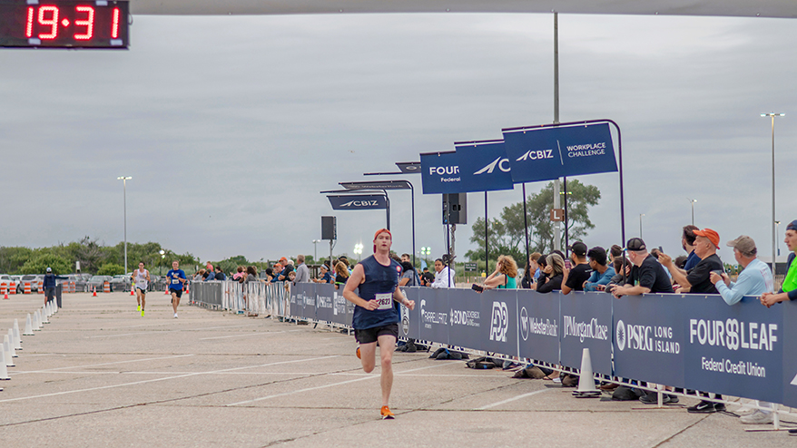 PSEG Long Island’s Luke Hession of Blue Point and Long Beach, placed seventh overall – with time of 19:32 – in CBIZ Workplace Challenge 3.5-mile run at Jones Beach. 