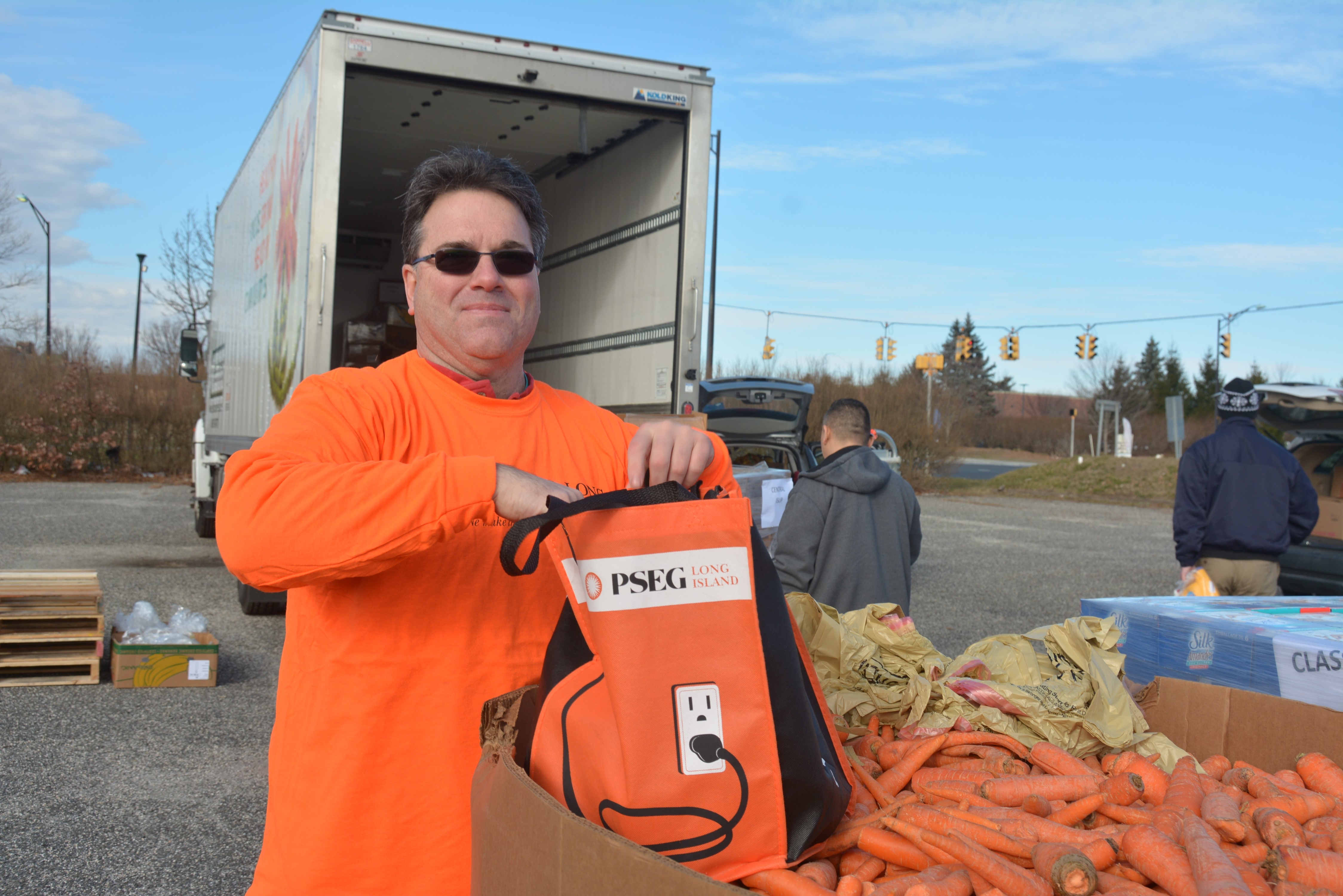 Commack resident Frank Walsh, a PSEG Long Island Lineworker spends every Friday helping to feed those who are food-insecure – even on his birthday, which is Good Samaritan Day (March 13, 2020)